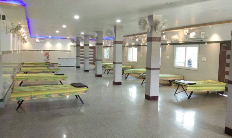 স্বামীর শেষকৃত্য সম্পন্ন করতে কোয়ারেন্টিন সেন্টার থেকে পালিয়ে গেলেন মহিলা - West Bengal News 24