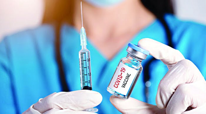 যুক্তরাজ্যে ২৫ বছরের বেশি বয়সী সবাইকে ভ্যাকসিন দেওয়া হবে - West Bengal News 24