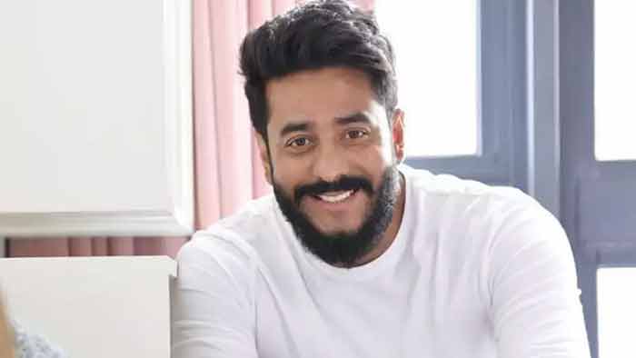 Raj Chakraborty : বিনামুল্যে ৩ হাজার মানুষকে ভ্যাকসিনেশন কর্মসূচির উদ্যোগ রাজ চক্রবর্তীর - West Bengal News 24