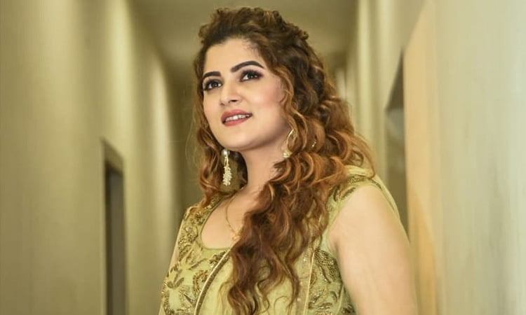 Srabanti Chatterjee : নতুন সম্পর্কের মাঝেও নিঃসঙ্গ শ্রাবন্তী! - West Bengal News 24