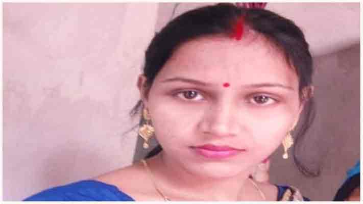 ‘‌অবৈধ সম্পর্কের’‌ জের! আত্মঘাতী গৃহবধূ - West Bengal News 24