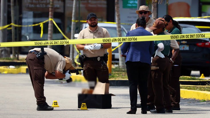 ফ্লোরিডায় সুপারশপে বন্দুকধারীর গুলিতে শিশুসহ নিহত ৩ - West Bengal News 24 ফ্লোরিডায় সুপারশপে বন্দুকধারীর গুলিতে শিশুসহ নিহত ৩ - West Bengal News 24