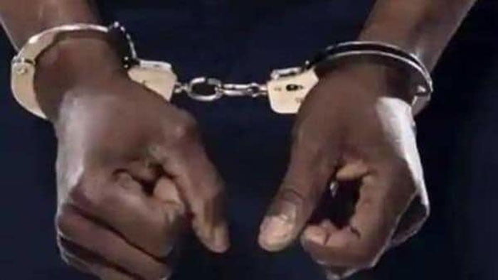 ‘আমার চেষ্টায় বাধা দিলে ফল খুব খারাপ হবে’,ভোপাল থেকে বিমান অপহরণের হুমকি দিয়ে গ্রেফতার এক ব্যক্তিটি - West Bengal News 24 ‘আমার চেষ্টায় বাধা দিলে ফল খুব খারাপ হবে’,ভোপাল থেকে বিমান অপহরণের হুমকি দিয়ে গ্রেফতার এক ব্যক্তিটি - West Bengal News 24