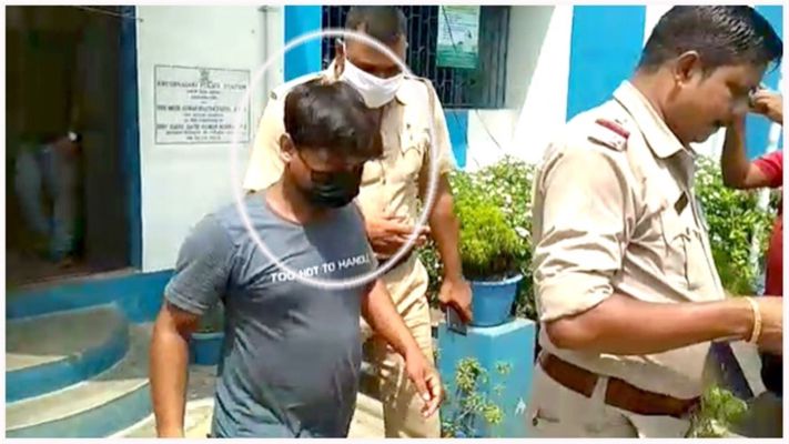 নদিয়ার কৃষ্ণগঞ্জে ৫০০ টাকার জাল নোট-সহ গ্রেফতার এক যুবক - West Bengal News 24