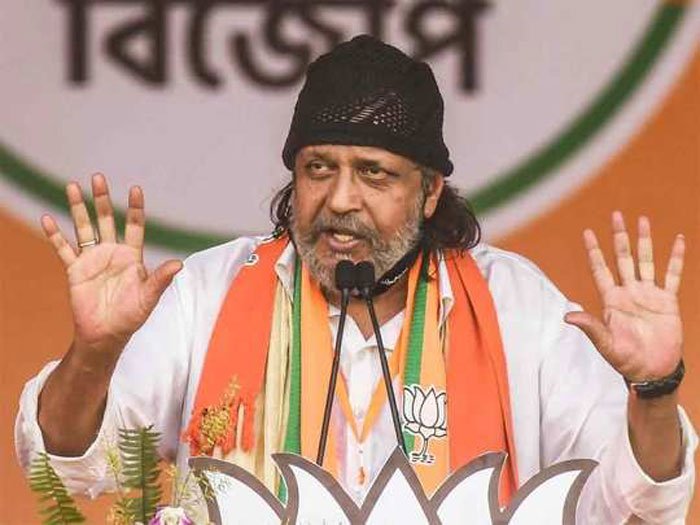 Mithun Chakraborty : ‘মারব এখানে লাশ পড়বে শ্মশানে’,জেল যাত্রা এড়াতে কলকাতা হাইকোর্টের দ্বারস্থ মিঠুন চক্রবর্তী - West Bengal News 24