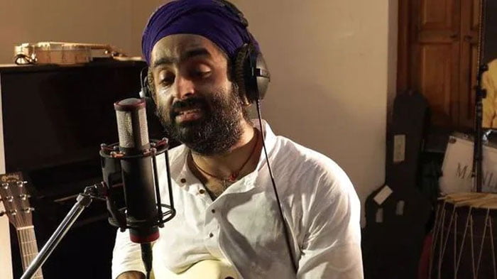 Arijit Singh : ঘণ্টার পর ঘণ্টা গাইলেন অরিজিৎ, অনুদান পৌঁছবে গ্রামের হাসপাতালে - West Bengal News 24 Arijit Singh : ঘণ্টার পর ঘণ্টা গাইলেন অরিজিৎ, অনুদান পৌঁছবে গ্রামের হাসপাতালে - West Bengal News 24