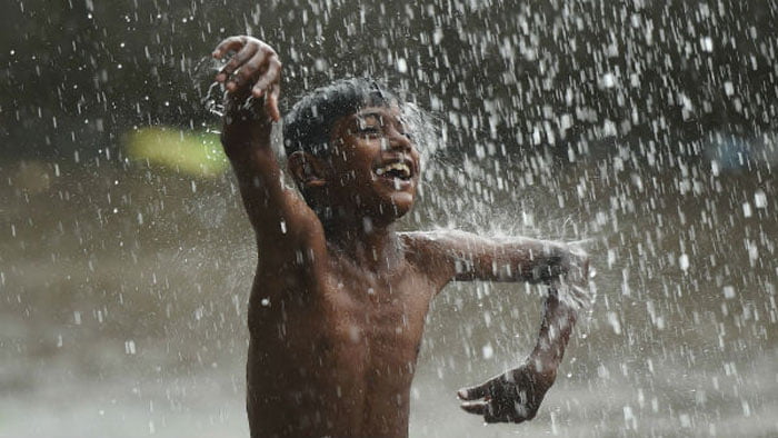 weather update west bengal : ভোর থেকেই বৃষ্টি, আজ দিনভর ভিজবে রাজ্য - West Bengal News 24