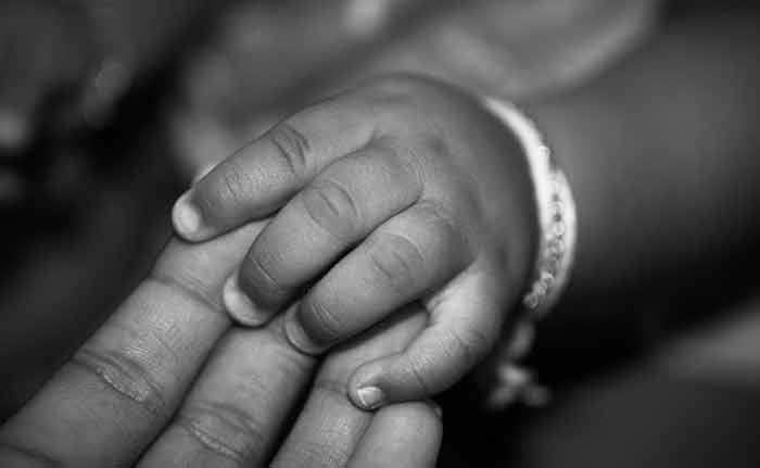 পূর্ব বর্ধমানে রহস্যজনক মৃত্যু দুই শিশুর, অভিযোগের তির বাবার দিকে! - West Bengal News 24