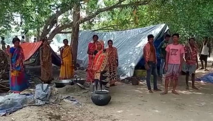 আউসগ্রামের ২৮টি বিজেপি পরিবার ঘরছাড়া, বুদবুদে তাঁবু খাটিয়ে বসবাস - West Bengal News 24