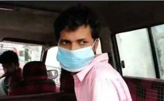 Fake Vaccine Camp : বাংলায় আবারও ভুয়ো টিকা ক্যাম্প! অভিযুক্ত স্বাস্থ্য দফতরের কর্মী - West Bengal News 24