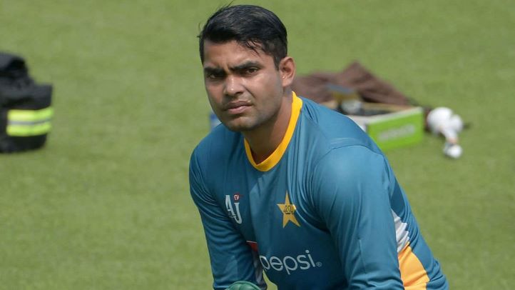 Umar Akmal : চার ভক্ত মিলে পেটালেন উমর আকমলকে, তারপর যা হল - West Bengal News 24