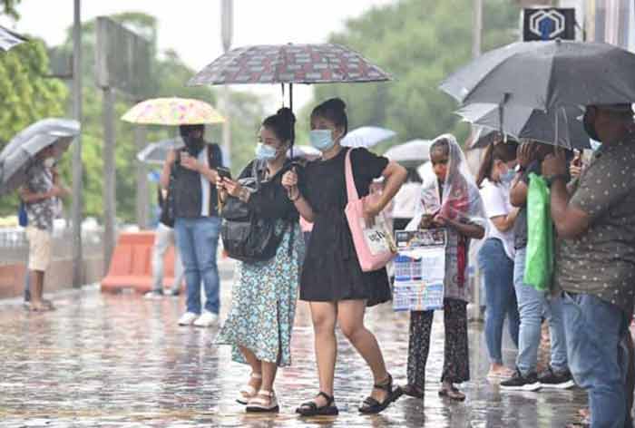 west bengal weather report : সকাল থেকেই প্রবল বর্ষণে ভাসবে কলকাতা সহ এই জেলা গুলিতে - West Bengal News 24 west bengal weather report : সকাল থেকেই প্রবল বর্ষণে ভাসবে কলকাতা সহ এই জেলা গুলিতে - West Bengal News 24