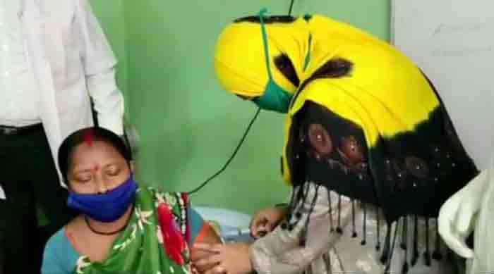 প্রশিক্ষণ নেই তবুও টিকা দিয়ে বিতর্কে তৃণমূল নেত্রী, সরব বিজেপি - West Bengal News 24