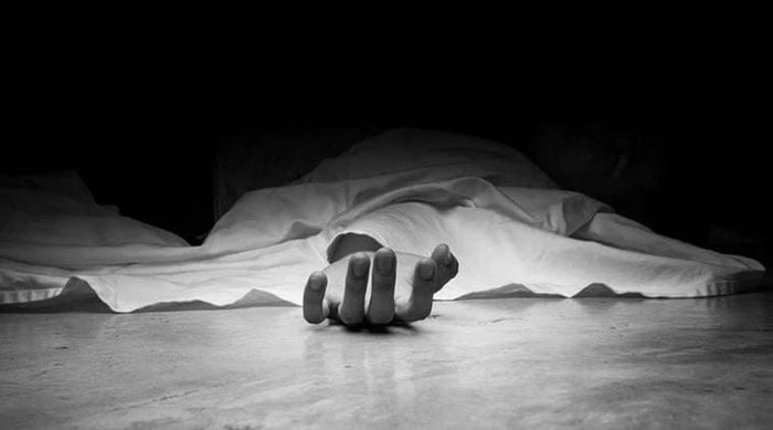 সালিশি সভায় জোর করে বিয়ে দেওয়ার অভিযোগ, মালদায় আত্মঘাতী যুবক - West Bengal News 24