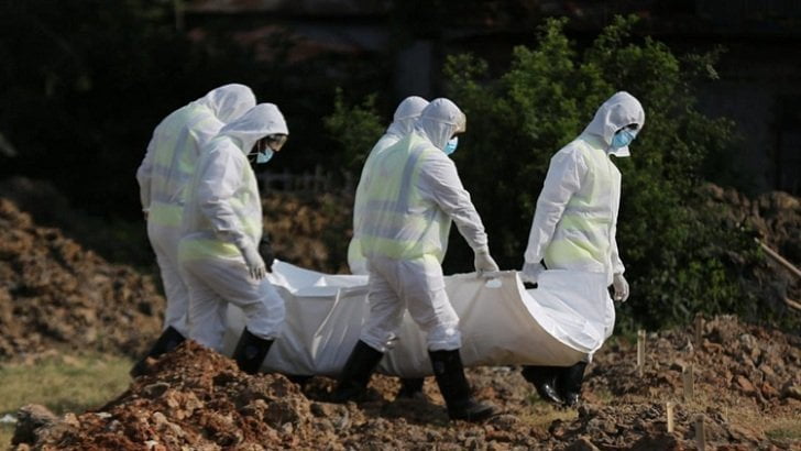 ডেল্টার তাণ্ডবে এক লাফে দৈনিক মৃত্যু ৪৮ শতাংশ বাড়ল আমেরিকায় - West Bengal News 24