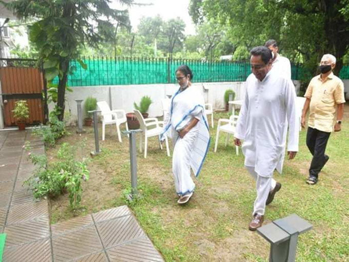 বিজেপিকে হারানোর ক্ষমতা আছে মমতার, সাক্ষাত্‍ শেষে বললেন কমলনাথ - West Bengal News 24