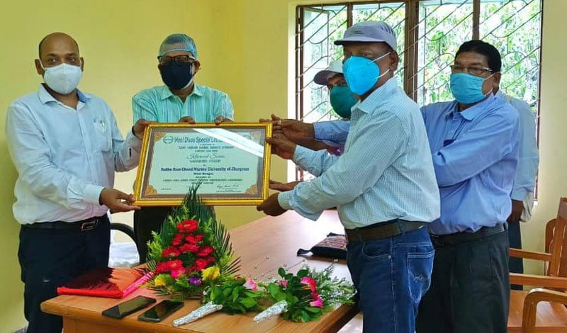 সাঁওতালি সাহিত্যিককে বিশ্ববিদ্যালয়ের সম্মান - West Bengal News 24