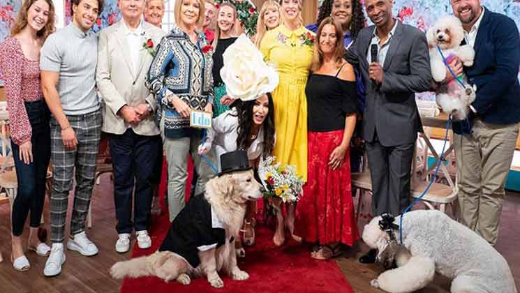 ২২১ বার ডেটিংয়ে গিয়েও মনের মতো সঙ্গী না পেয়ে অবশেষে কুকুরকে বিয়ে - West Bengal News 24