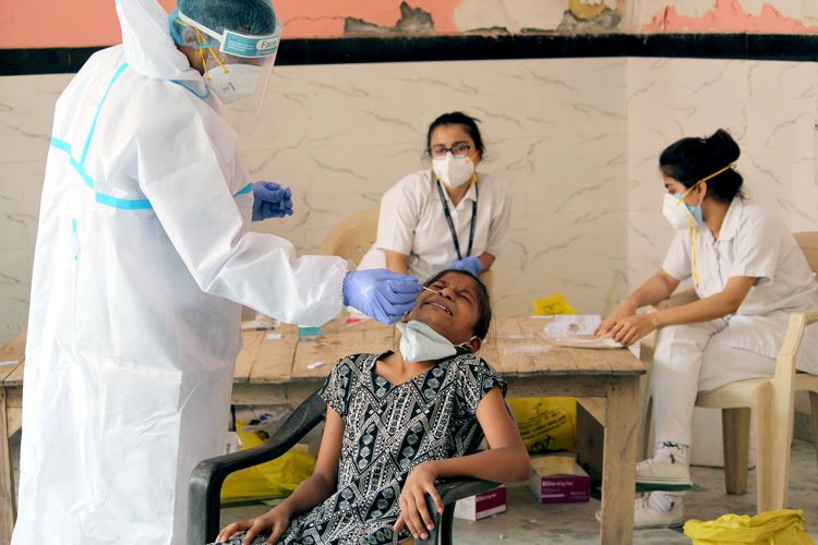 West Bengal Corona Update : কমল রাজ্যের দৈনিক সংক্রমণ, মৃত্যুশূন্য কলকাতা - West Bengal News 24