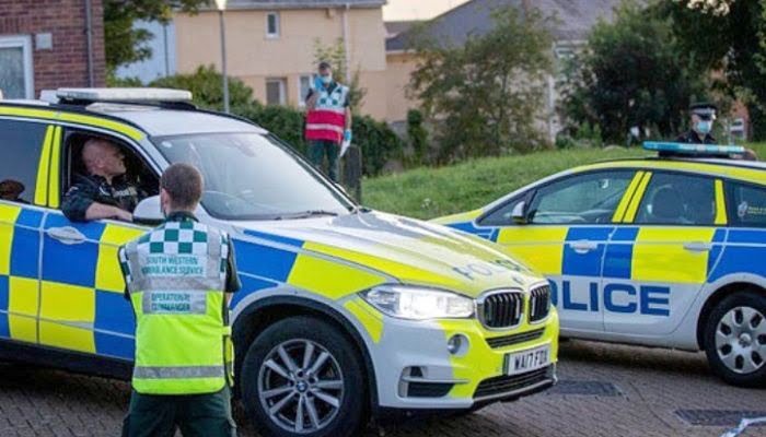 যুক্তরাজ্যে এলোপাতাড়ি গুলিতে শিশুসহ নিহত ৬ - West Bengal News 24 যুক্তরাজ্যে এলোপাতাড়ি গুলিতে শিশুসহ নিহত ৬ - West Bengal News 24