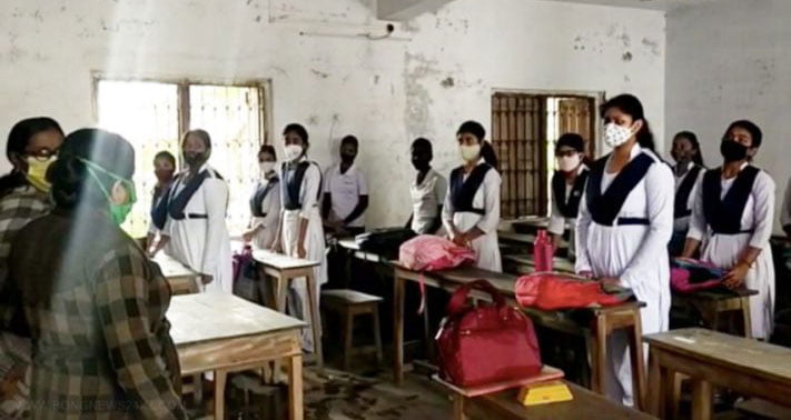 Madhyamik Syllabus 2022 : করোনার প্রকোপে বন্ধ স্কুল! সিলেবাস কমে গেল মাধ্যমিকের, জারি হল নয়া নির্দেশিকা - West Bengal News 24