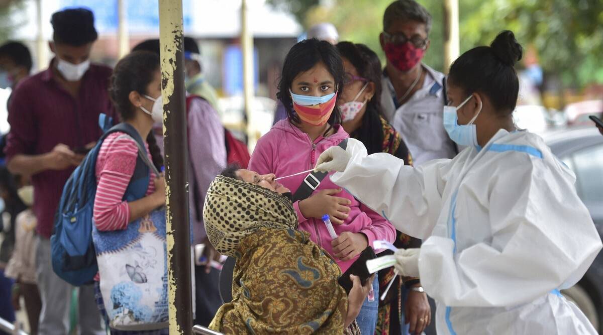 India Corona Update : দেশের সংক্রমণ গ্রাফ নিম্নমুখী, একদিনে করোনার বলি আরও ৩৮০ - West Bengal News 24