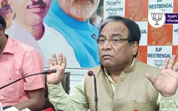 Jay Prakash Majumdar : পেট্রল পাম্পের লাইসেন্স পাইয়ে দেওয়ার নামে প্রতারণা! অভিযুক্ত জয়প্রকাশ মজুমদার - West Bengal News 24 Jay Prakash Majumdar : পেট্রল পাম্পের লাইসেন্স পাইয়ে দেওয়ার নামে প্রতারণা! অভিযুক্ত জয়প্রকাশ মজুমদার - West Bengal News 24