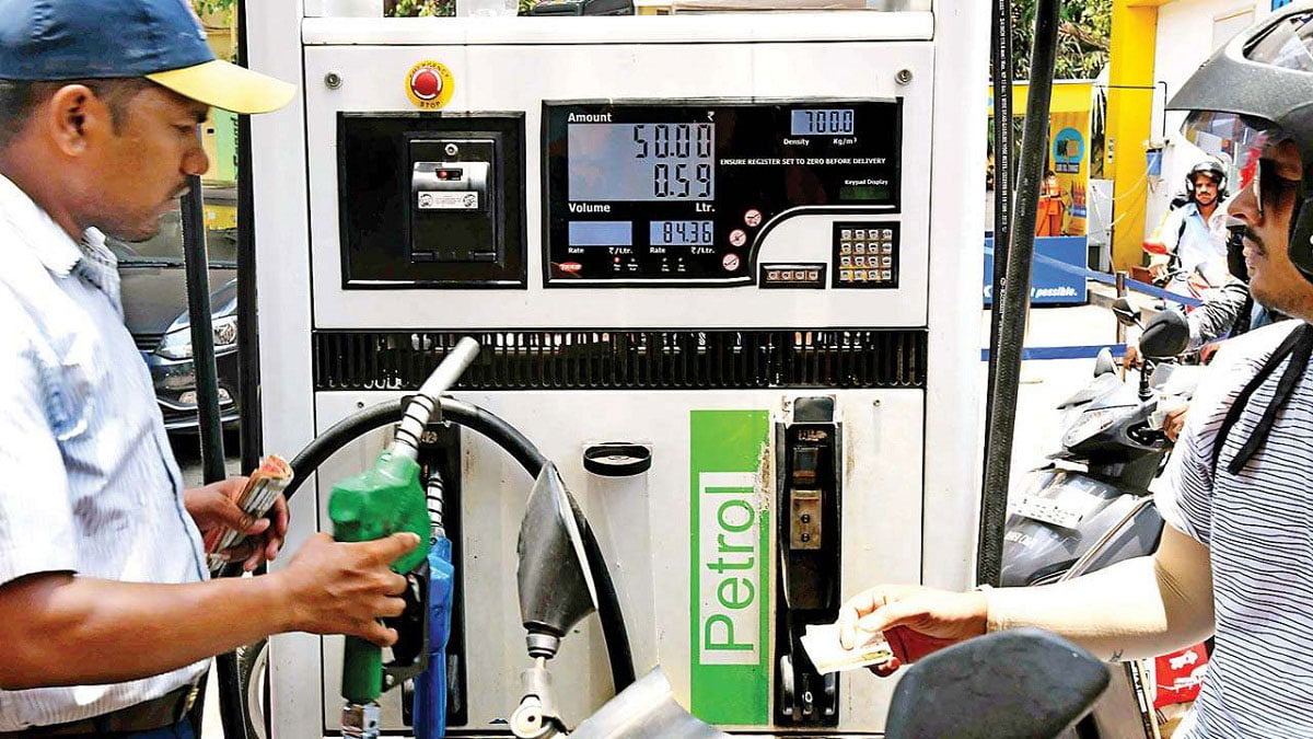 Petrol Pump Strike : মঙ্গলবার থেকে ২৪ ঘণ্টা বন্ধ রাজ্যের কয়েক হাজার পেট্রল পাম্প - West Bengal News 24
