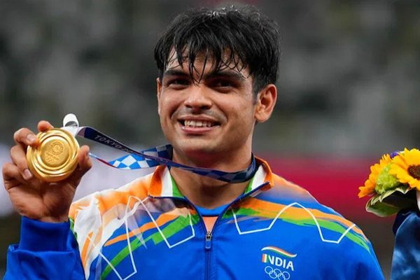 Neeraj Chopra : সোনা জিততেই সোনার ছেলের জন্য আর্থিক পুরস্কারের বন্যা, নগদ সহ কী কী পাচ্ছেন নীরজ চোপড়া? - West Bengal News 24
