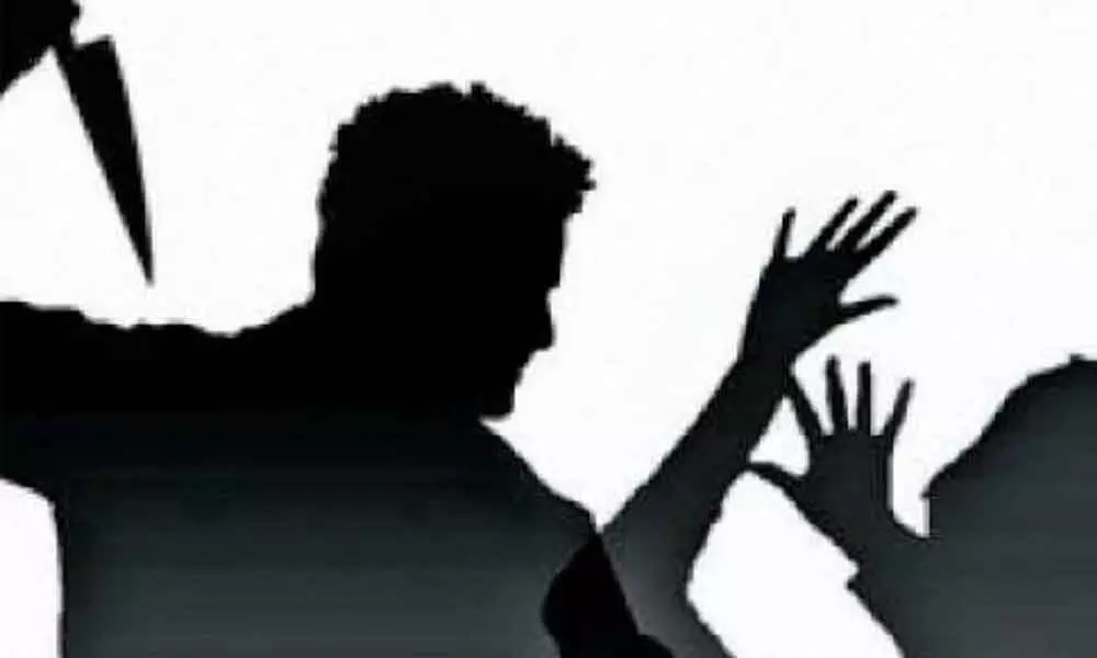 সম্পত্তি বেহাত হয়ে যাওয়ায় ভয়ে সমকামী বাবাকেই খুন করল ছেলে - West Bengal News 24 সম্পত্তি বেহাত হয়ে যাওয়ায় ভয়ে সমকামী বাবাকেই খুন করল ছেলে - West Bengal News 24
