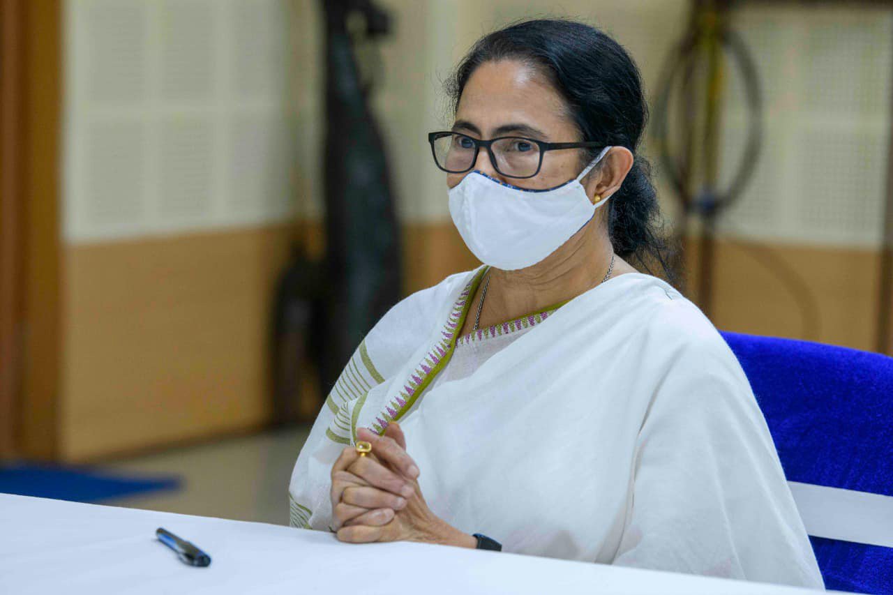 Mamata Banerjee Latest News : ‘আমি তোমাদেরই লোক’, ভবানীপুরের জন্য মনোনয়নের পর পোস্ট মমতার - West Bengal News 24