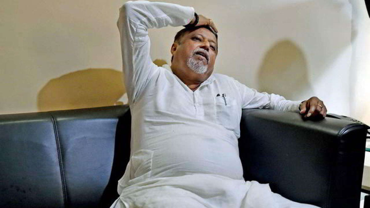 TMC leader Mukul Roy admitted to SSKM Hospital : শুভেন্দুর অভিযোগের পরেই এসএসকেএম-এ ভর্তি মুকুল রায়, মেডিক্যাল বোর্ড গঠন - West Bengal News 24