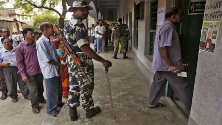 সময়ের সঙ্গে সঙ্গে ভবানীপুরে বেড়েছে ভোটের হার, বিকেল পাঁচটা পর্যন্ত ভোট পড়ল ৫৩ শতাংশের বেশি - West Bengal News 24