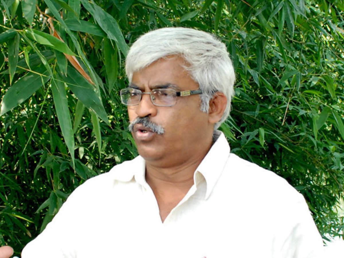 Sujan Chakraborty : ‘বিজেপি অসভ্য বর্বর দল’ হইচই সুজন চক্রবর্তীর পোস্ট ঘিরে - West Bengal News 24