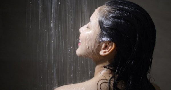 স্ত্রী প্রতিদিন স্নান না করায় ডিভোর্স দিলেন স্বামী - West Bengal News 24