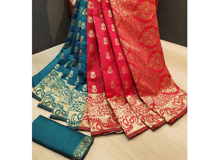 শাড়ি পরায় রেস্টুরেন্টে ঢুকতে দেওয়া হলো না তরুণীকে (ভিডিও) - West Bengal News 24