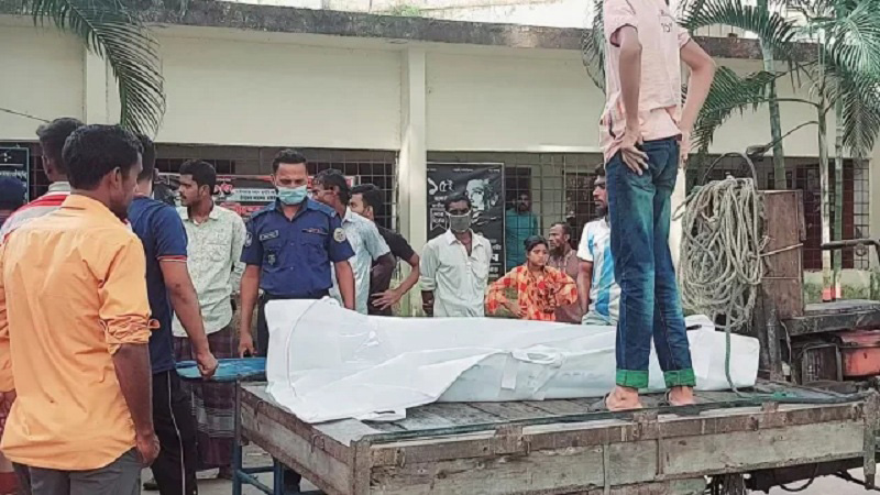 প্রেমিকের অশ্লীল ভাষায় গালাগালি সইতে না পেরে তরুণীর আত্মহত্যার অভিযোগ - West Bengal News 24