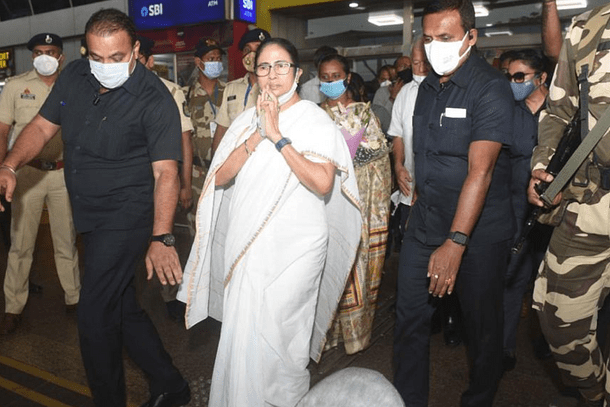 Mamata Banerjee in Goa : গোয়াতে পা রাখতেই কালো পতাকা দেখানো হল বাংলার মুখ্যমন্ত্রী মমতা বন্দ্যোপাধ্যায়কে - West Bengal News 24