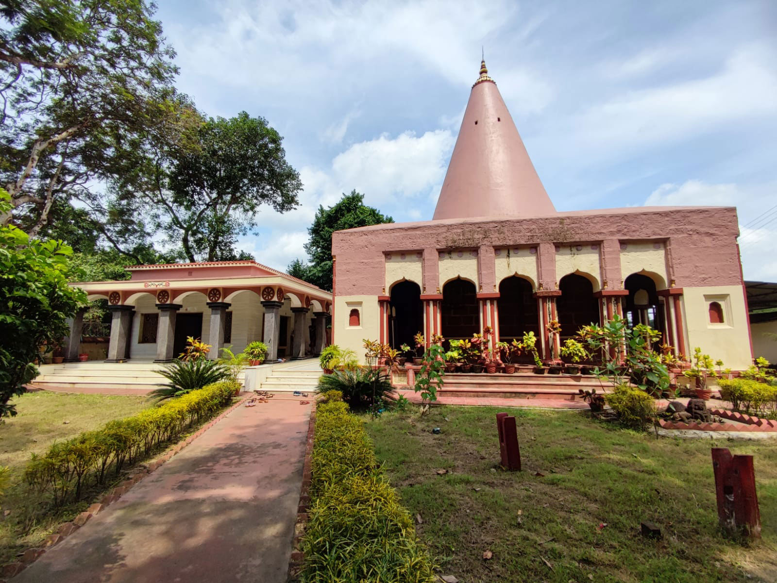 চারশো বছরের পুরনো রাজার পুজোর বোধন হয় পিতৃপক্ষে - West Bengal News 24