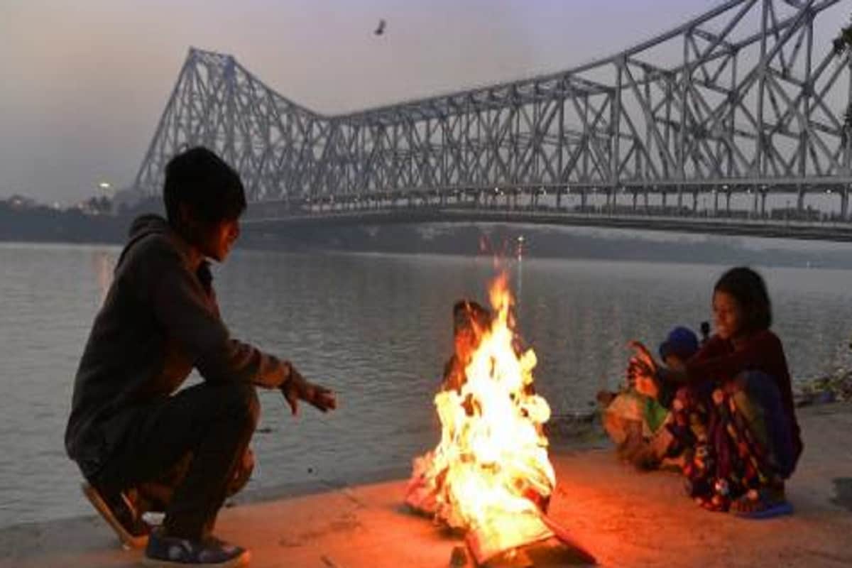 নিম্নচাপের ধাক্কা কাটিয়ে বঙ্গে ফের স্বমহিমায় শীত, ৬ দিন পর কমল তাপমাত্রা - West Bengal News 24