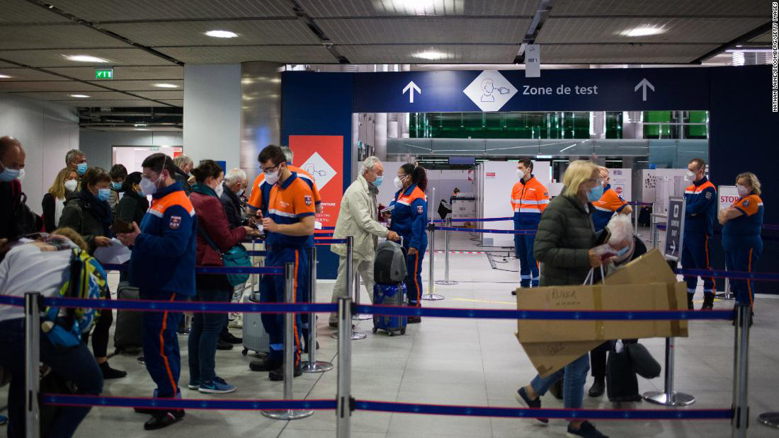 Omicron Variant : ওমিক্রন : আবারও বিধিনিষেধে ফিরছে ইউরোপের বিভিন্ন দেশ - West Bengal News 24