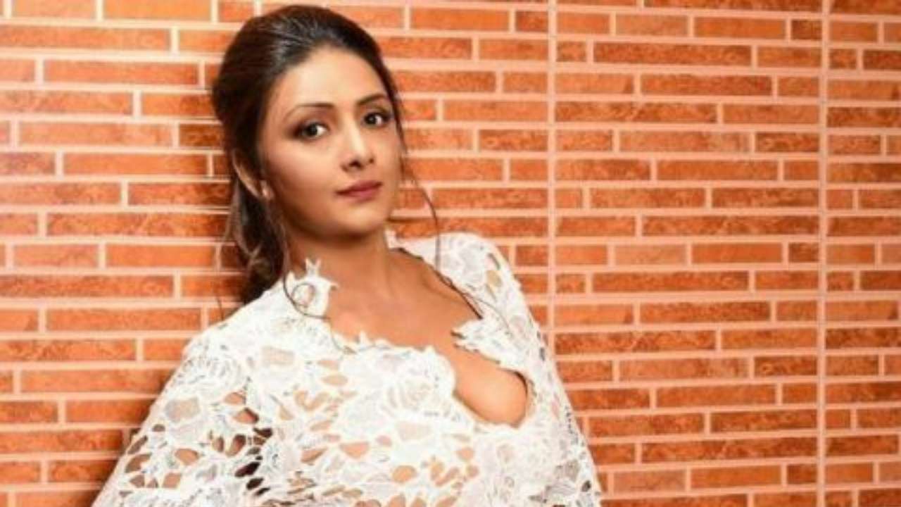 Shantipriya : ৫২ বছরে আবারও প্রেমে পড়লেন বলি নায়িকা! - West Bengal News 24 Shantipriya : ৫২ বছরে আবারও প্রেমে পড়লেন বলি নায়িকা! - West Bengal News 24