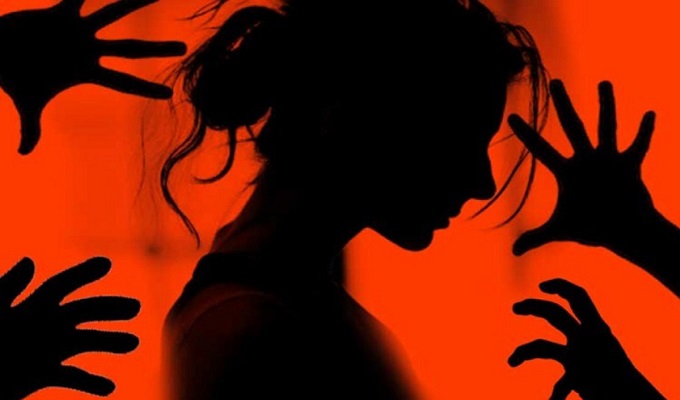 যে গল্প সিনেমাকেও হার মানাবে, তিন দশক পর সন্তানের অনুপ্রেরণায় ধর্ষকদের বিচার চেয়ে আদালতে মা! - West Bengal News 24