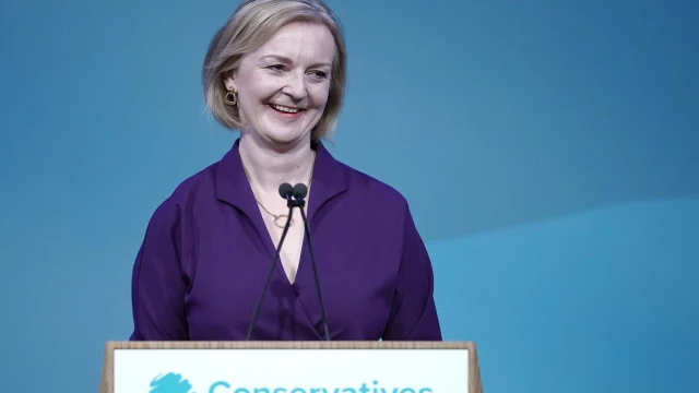 Liz Truss : প্রধানমন্ত্রী হয়েই যেসব কঠিন চ্যালেঞ্জের মুখে লিজ ট্রাস - West Bengal News 24