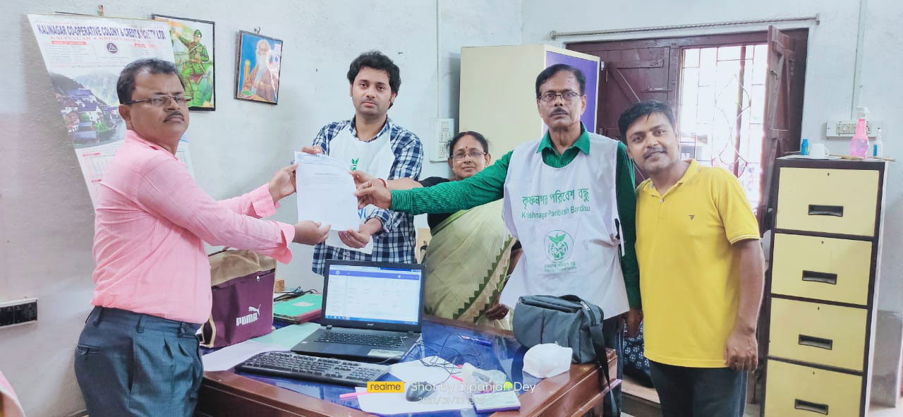 দোগাছি হাইস্কুলে ‘কৃষ্ণনগর পরিবেশ বন্ধু’-র পরিবেশ সচেতনতামূলক প্রচার - West Bengal News 24