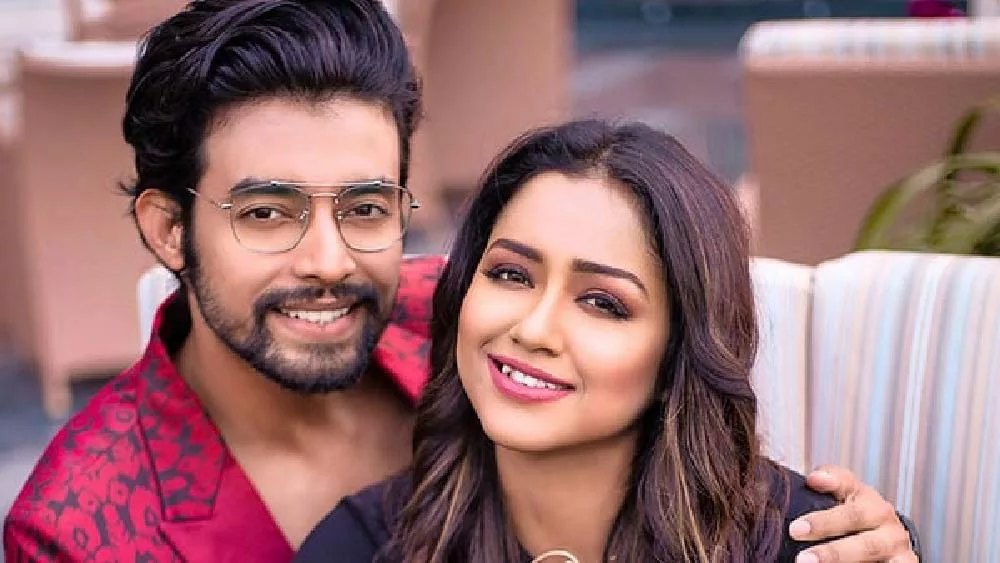 Ranojoy Bishnu and Sohini Sarkar : জন্মদিনে সারাক্ষণ পাশে একজনই – “সোহিনীর দেওয়া বিশেষ উপহার আড়ালেই থাকুক “ – জানালেন রণজয় - West Bengal News 24