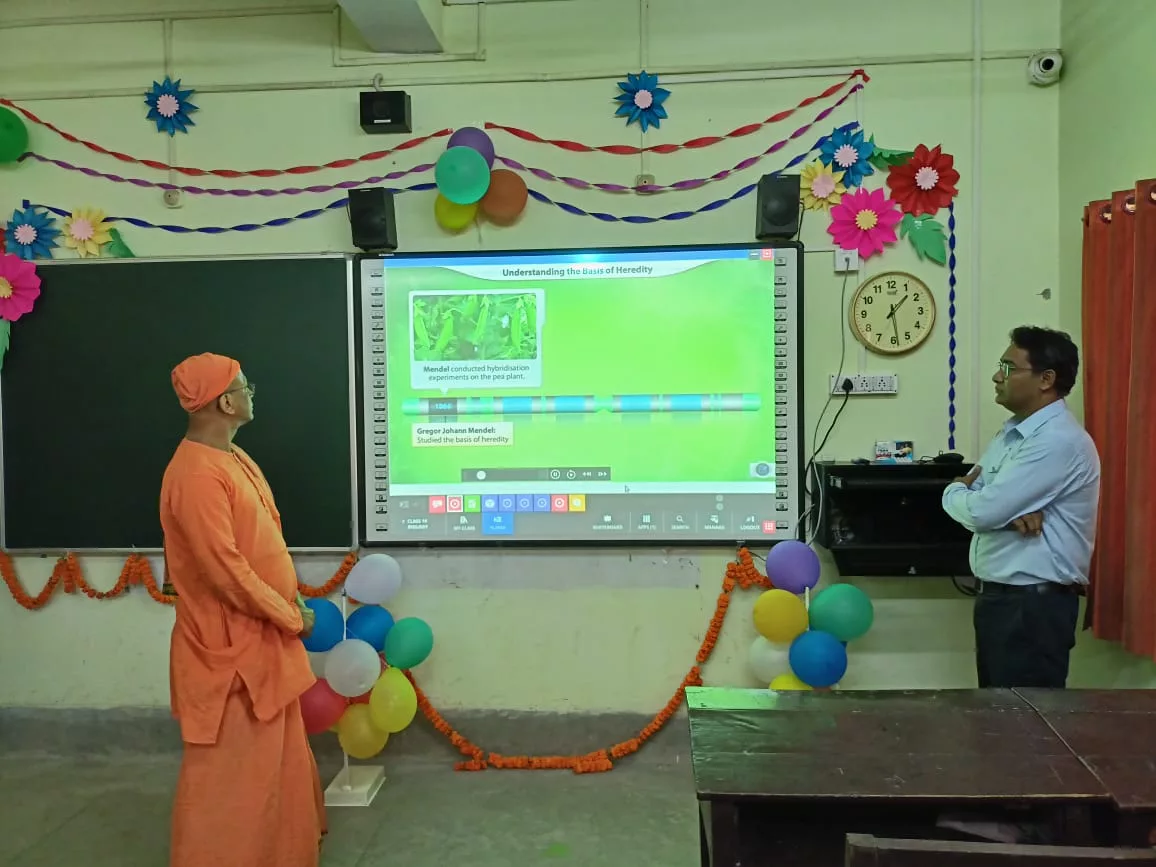 রামকৃষ্ণ মিশন পরিচালিত ঝাড়গ্রাম একলব্য স্কুলে স্মার্ট ক্লাস চালু হল - West Bengal News 24 রামকৃষ্ণ মিশন পরিচালিত ঝাড়গ্রাম একলব্য স্কুলে স্মার্ট ক্লাস চালু হল - West Bengal News 24