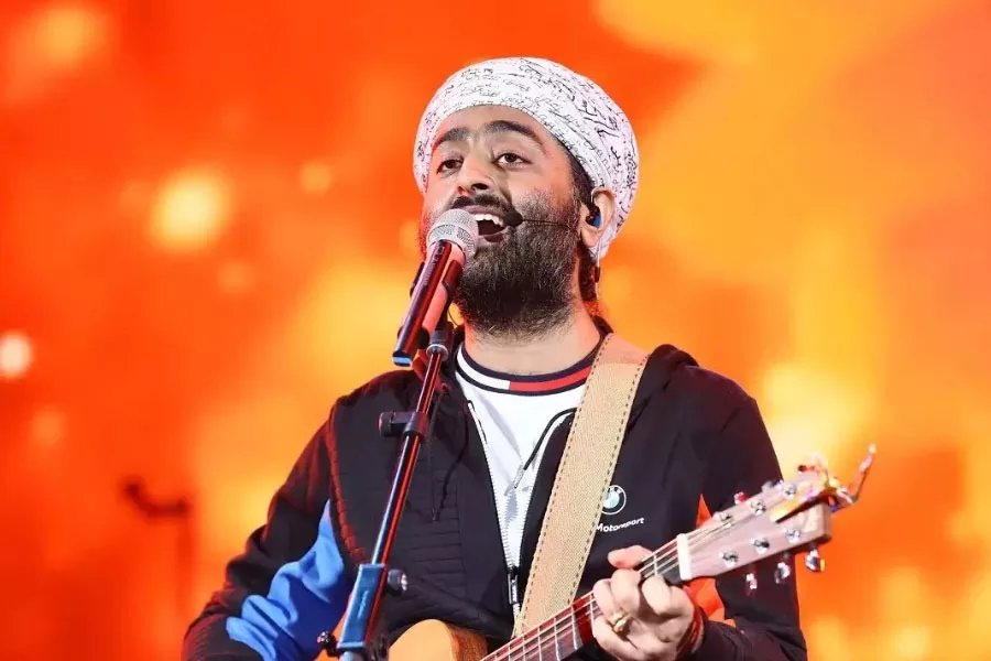 Arijit Singh : তাঁর গান মানেই অতিরিক্ত মাইলেজ – এবার অন্যন্য সম্মানে সম্মানিত অরিজিৎ সিং - West Bengal News 24 Arijit Singh : তাঁর গান মানেই অতিরিক্ত মাইলেজ – এবার অন্যন্য সম্মানে সম্মানিত অরিজিৎ সিং - West Bengal News 24