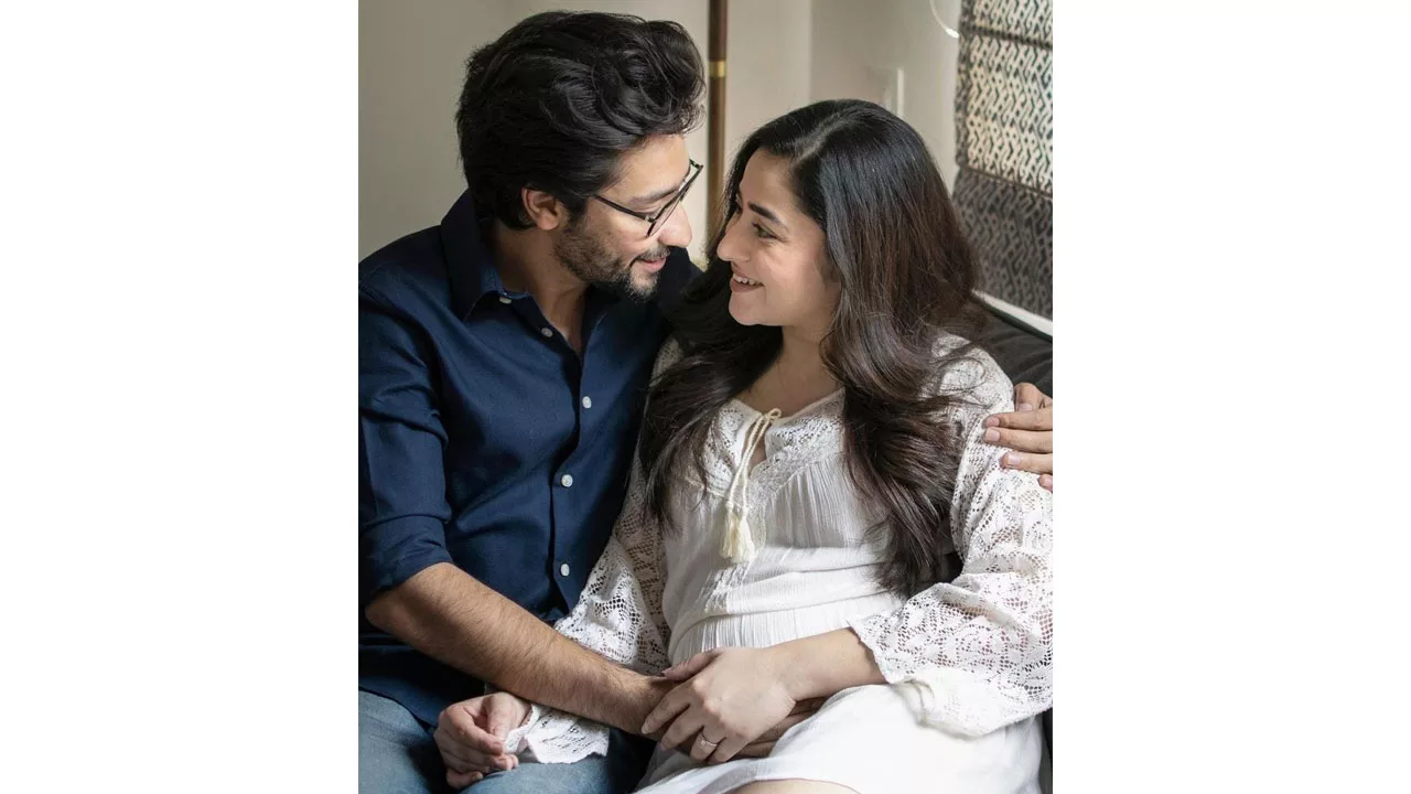 Gaurav Chakrabarty : ফেলুদার পরিবারে নতুন অতিথির আগমন আসন্ন , অন্তঃসত্বা গৌরব পত্মী ঋদ্ধিমা - West Bengal News 24