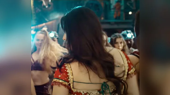 Urvashi Rautela : মিনিটে ১ কোটি রুপি পারিশ্রমিক হাঁকানো এই বলিউড অভিনেত্রীকে চেনেন? - West Bengal News 24